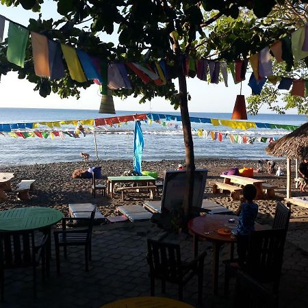 Barracuda Beach Hostel Амед Екстер'єр фото