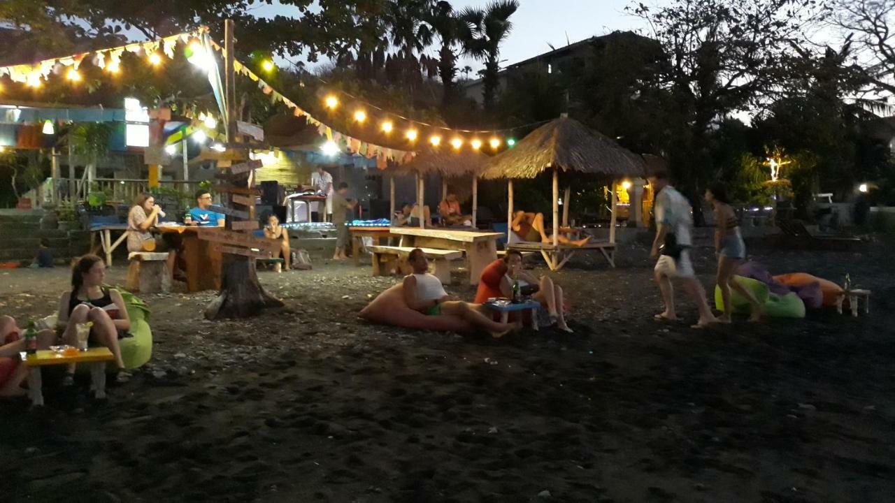 Barracuda Beach Hostel Амед Екстер'єр фото